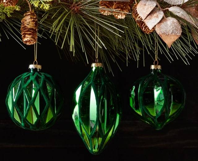 raz imports christmas tree ornament glass ball with cardinal and glitter detail