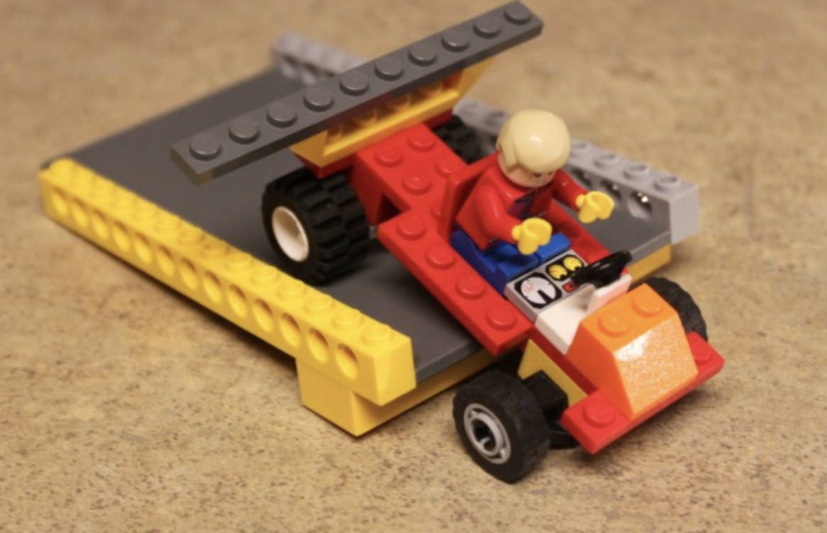 Chapoteo prioridad Regulación What Can You Build With 25 Lego Bricks