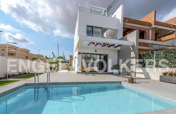 Haus Kaufen In Villamartin E V Immobilienmakler