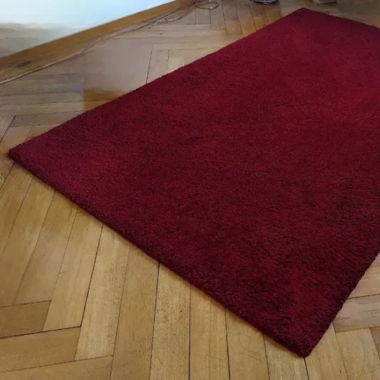 Tapis rouge épais - comme Neuf