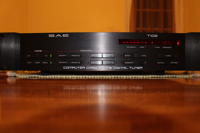 SAE T102 Computer Direct-Line Digital Tuner