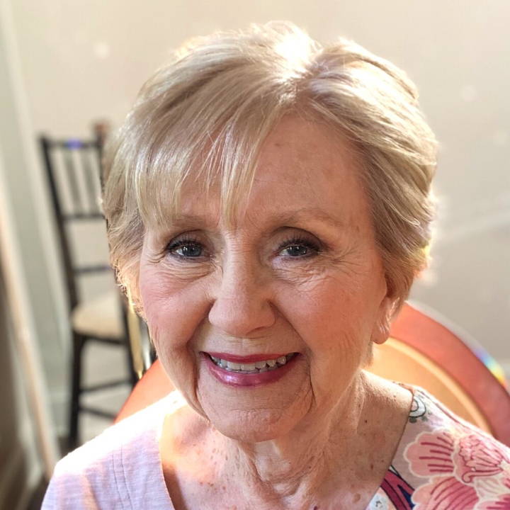 mascara for mature women, makeup for mature women, mascara for women over 50