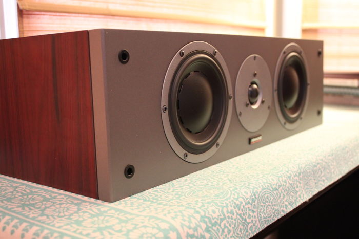 Dynaudio Audience 122c Center Channel - Rosewood Finish...