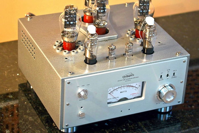 Line Magnetic LM-210IA Integrated 300B Tube Amp