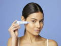 woman using comfort zone hydramemory eye cream