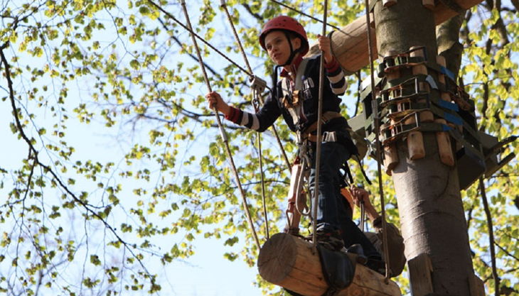abenteuerpark potsdam sattel im blauen parcours