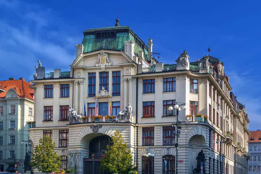 Taste of Prague: 10 Beers and Traditional Czech Dinner - photo 3