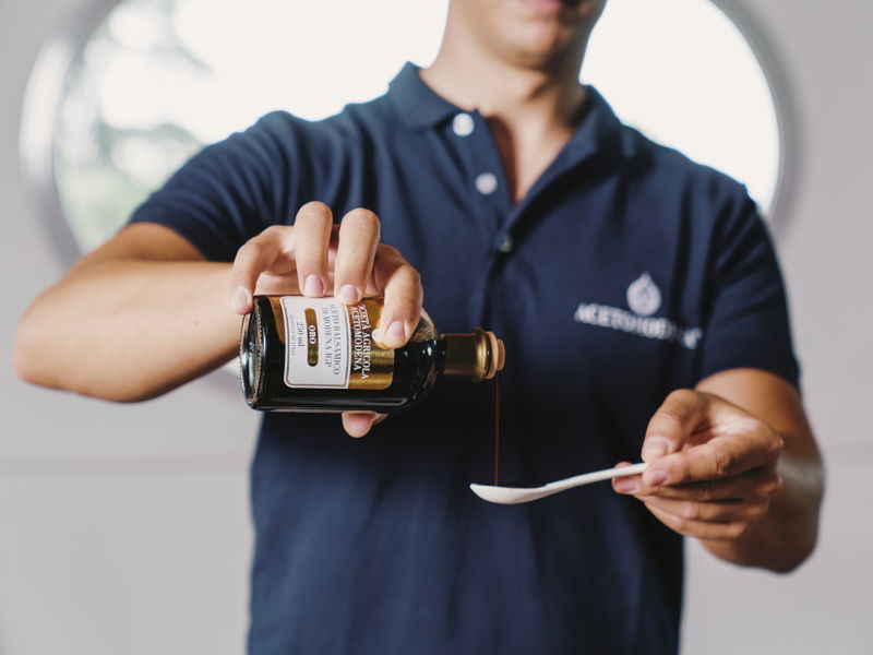 Food & Wine Tours Modena: Modena: Matching balsamic specialties