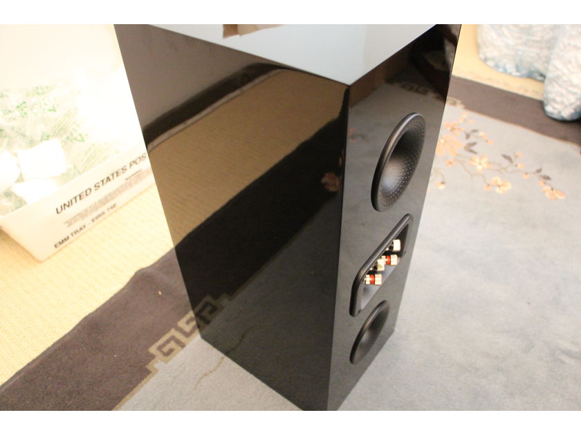 Bowers & Wilkins B&W CM Centre 2 S2 in Gloss Black