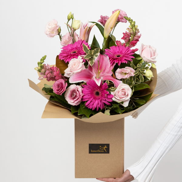 Pinks Bouquet_flowers_delivery_interflora_nz