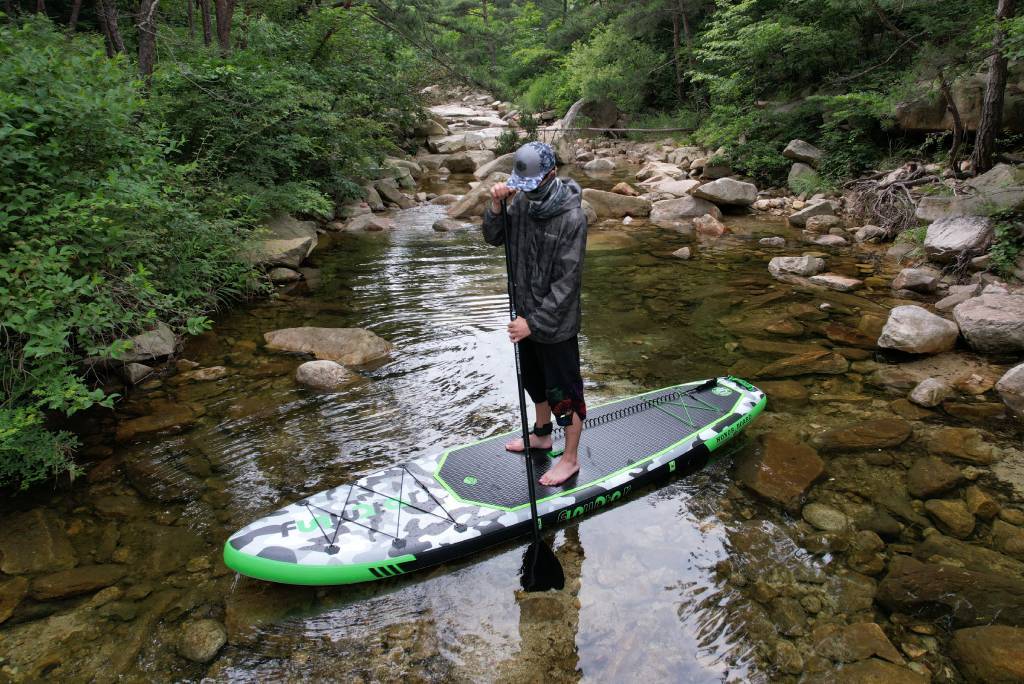 blow up stand up paddle board in Canada are cheap paddle board in Canada