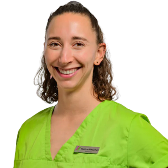 Dr. Yvonne Hadamek