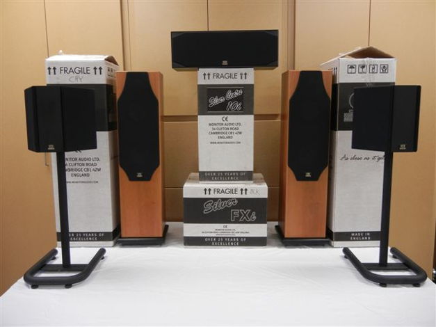 Speakers w/grills, original boxes