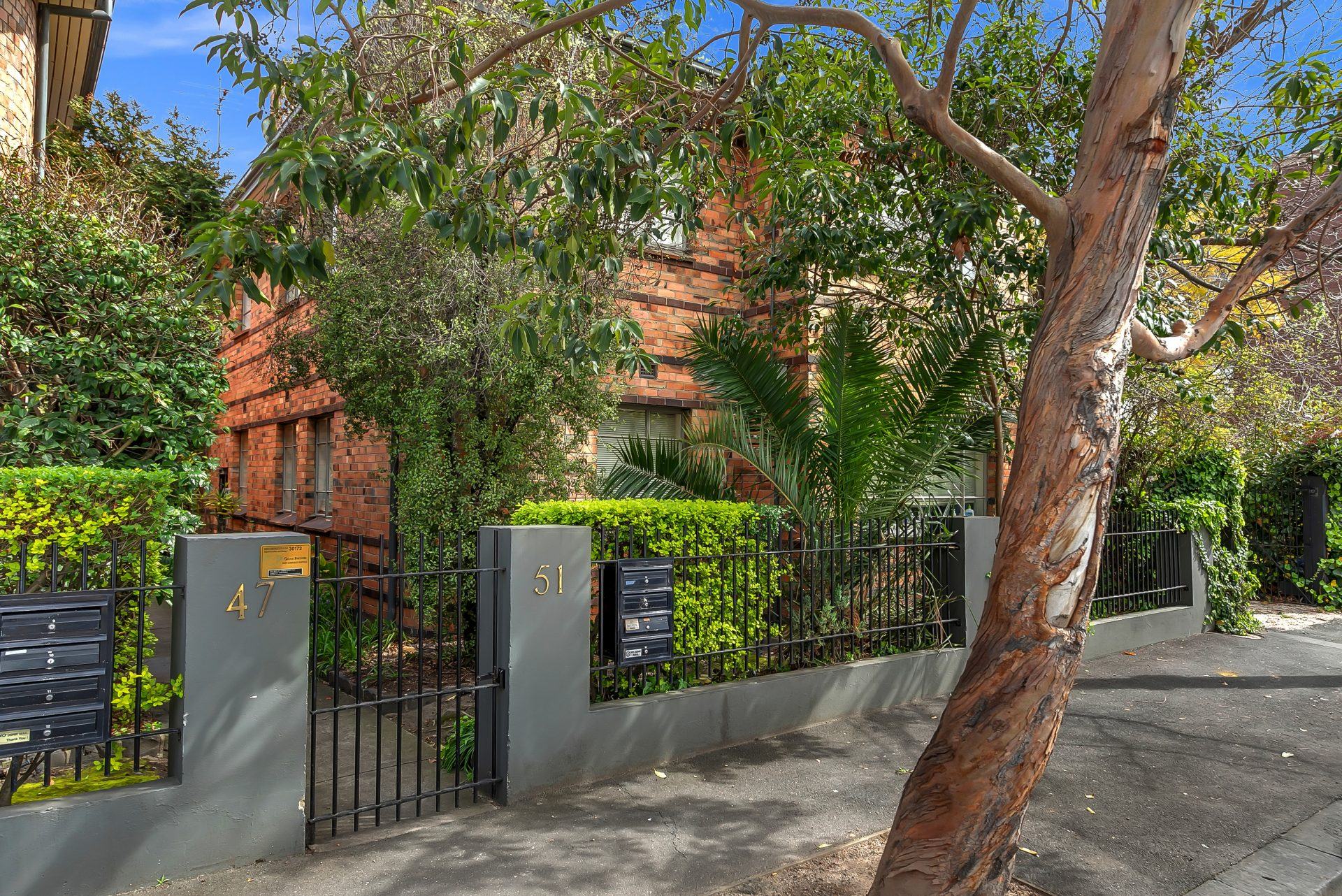 FOR LEASE- Live the Deco Dream on Domain- South Yarra - Image 10