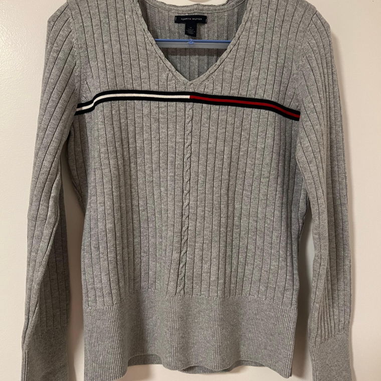 Hilfiger sweater new size M 