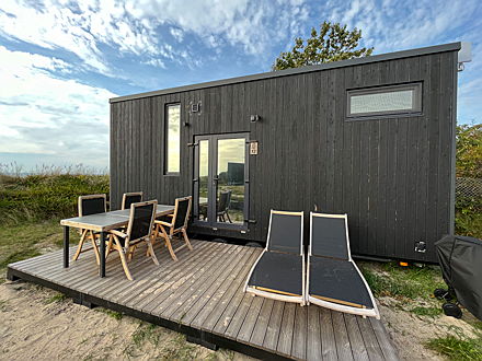  Hamburg
- Die Tiny Houses wurden aus umweltfreundlichen Materialien gebaut und bieten Platz für bis zu vier Personen. © Tiny Seaside