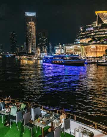 Cruise along the Chao Phraya River