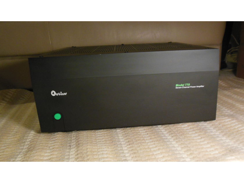 Outlaw Audio   770 - Seven-Channel Amplifier  Outlaw Audio 770 Seven-Channel Power Amplifier