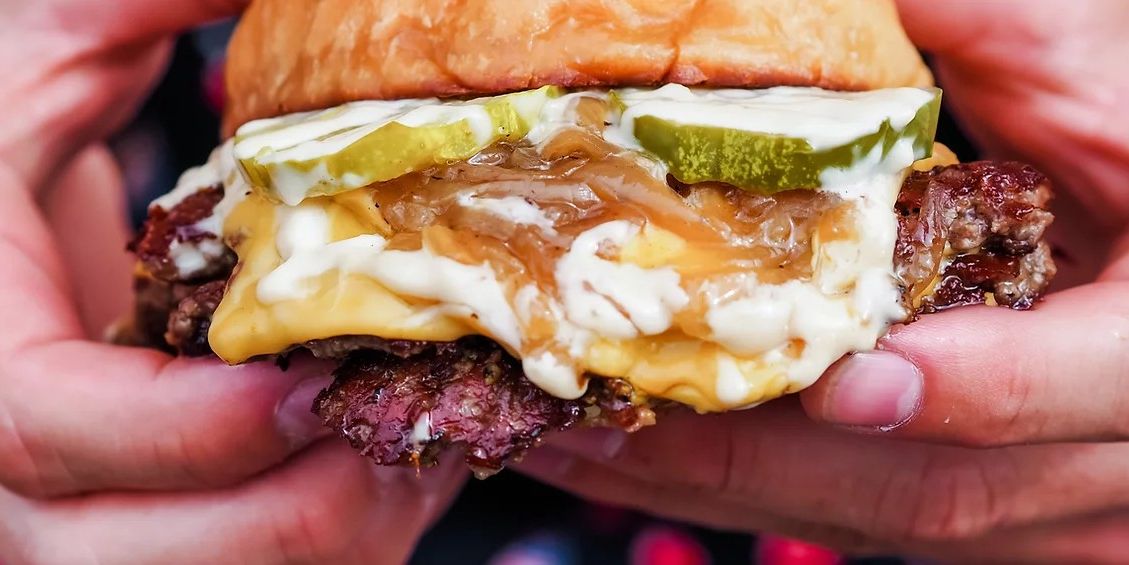 blackout-burger-food-truck-on-event-vesta