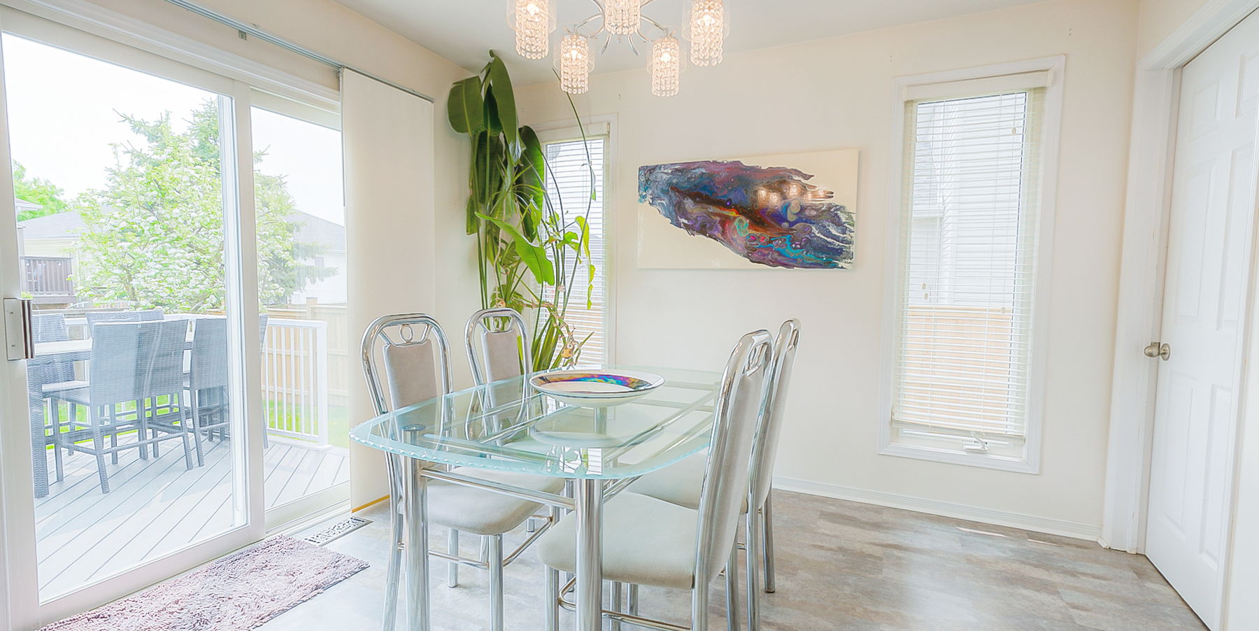 dining area with a wealth of natural light