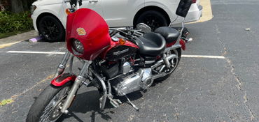 2012 HARLEY-DAVIDSON FXDC DYNA SUPER GLIDE CUSTOM (TWO TONE) motorcycle for rent near Oviedo, FL
