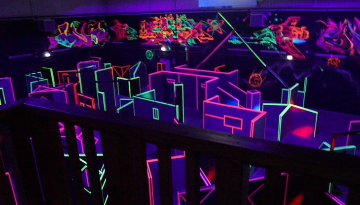 lasertag duesseldorf zuschauertribüne