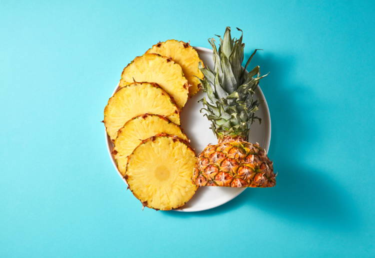 パイナップル茶色