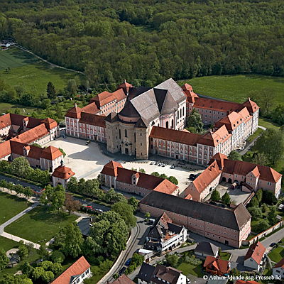  Ulm
- Ulm Kloster Wiblingen