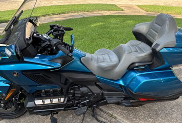 2024 HONDA GOLD WING TOUR AUTOMATIC DCT motorcycle for rent near Katy, TX