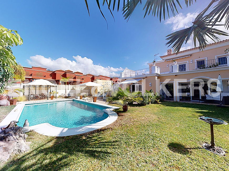  Коста Адехе
- Property for sale in Tenerife: Villa for sale in Jardines del Duque, Costa Adeje, Tenerife South