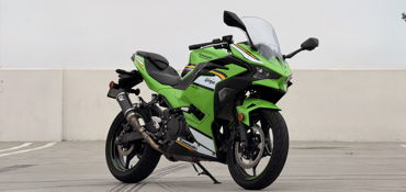 2025 KAWASAKI NINJA 500 SE ABS KRT EDITION motorcycle for rent near Tustin, CA