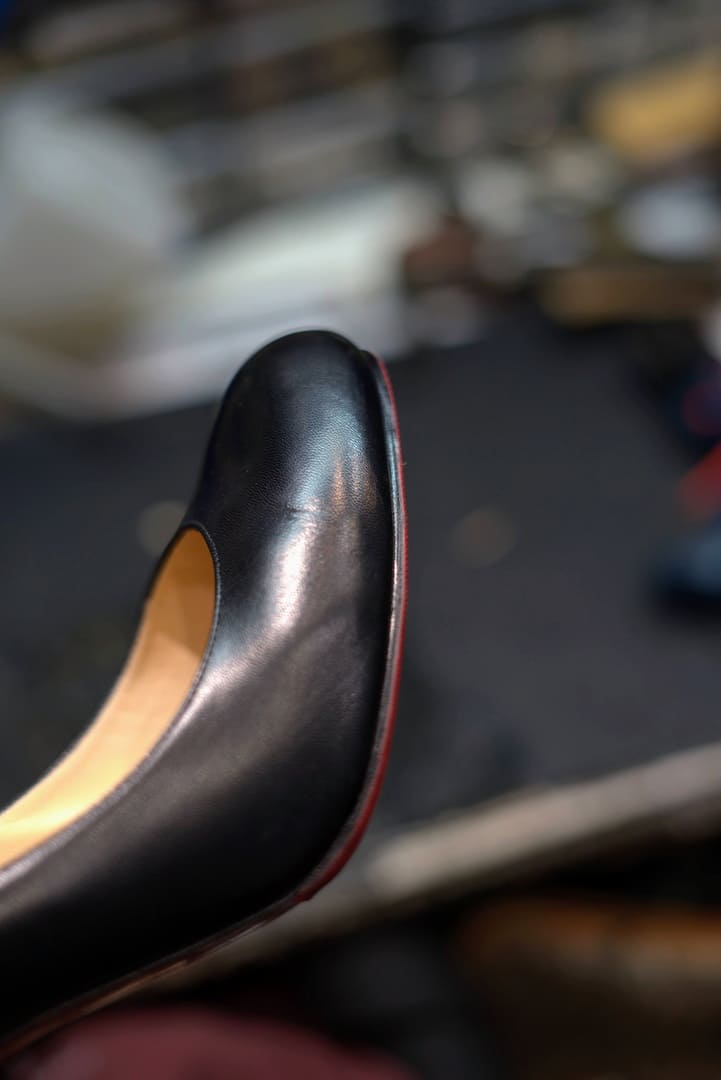 Patins rouge pour escarpins Louboutin femme - Cordonnier Norbert Bottier