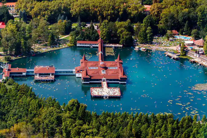 Transfer Budapest - Heviz, Door-to-door private transfer