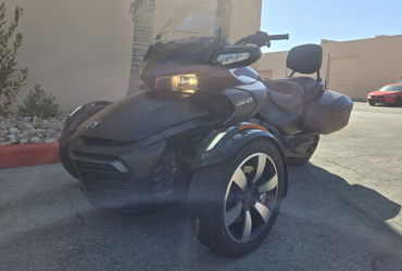 2018 CAN-AM SPYDER F3-T motorcycle for rent near LAS VEGAS, NV