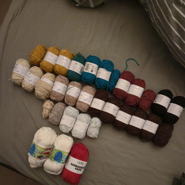 Lots pelotes de laine