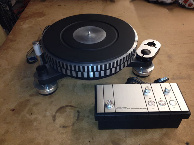 Microseiki DDX-1000 Turntable with AX-1 armboard excell...