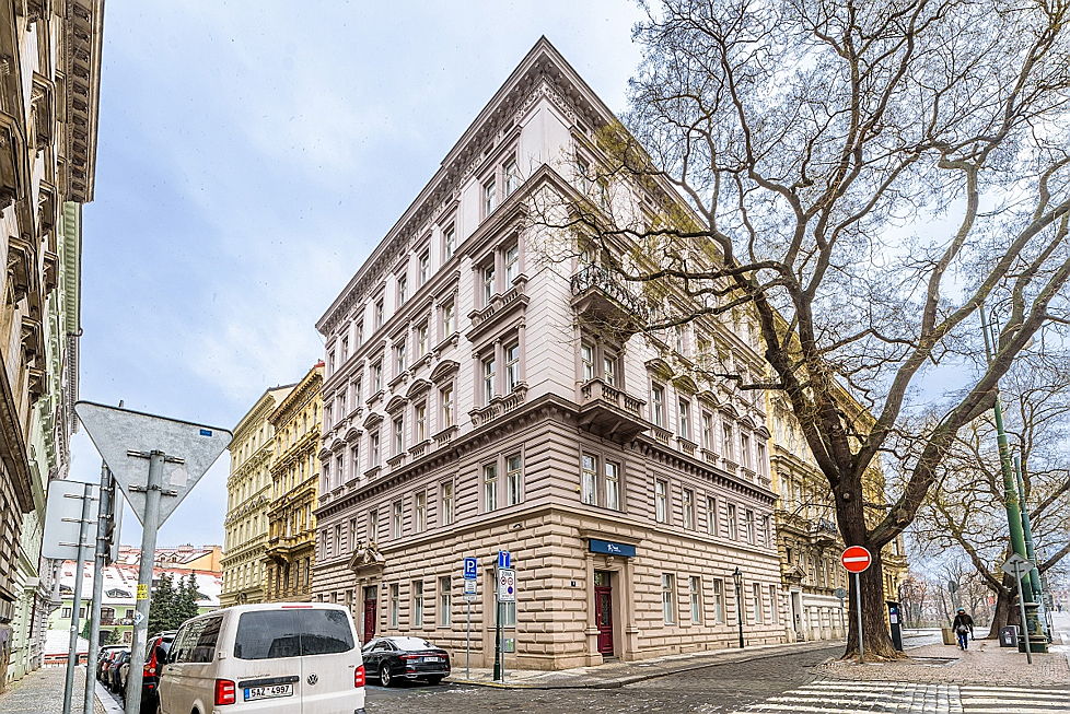  Praha 5
- Kancelář v historickém činžovním domě po rekonstrukci
