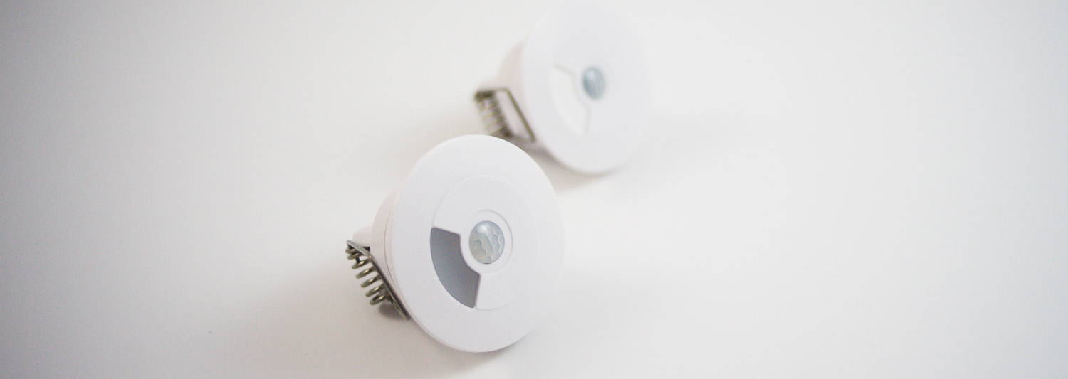 Faradite 0-10v and volt free dry contact motion sensors