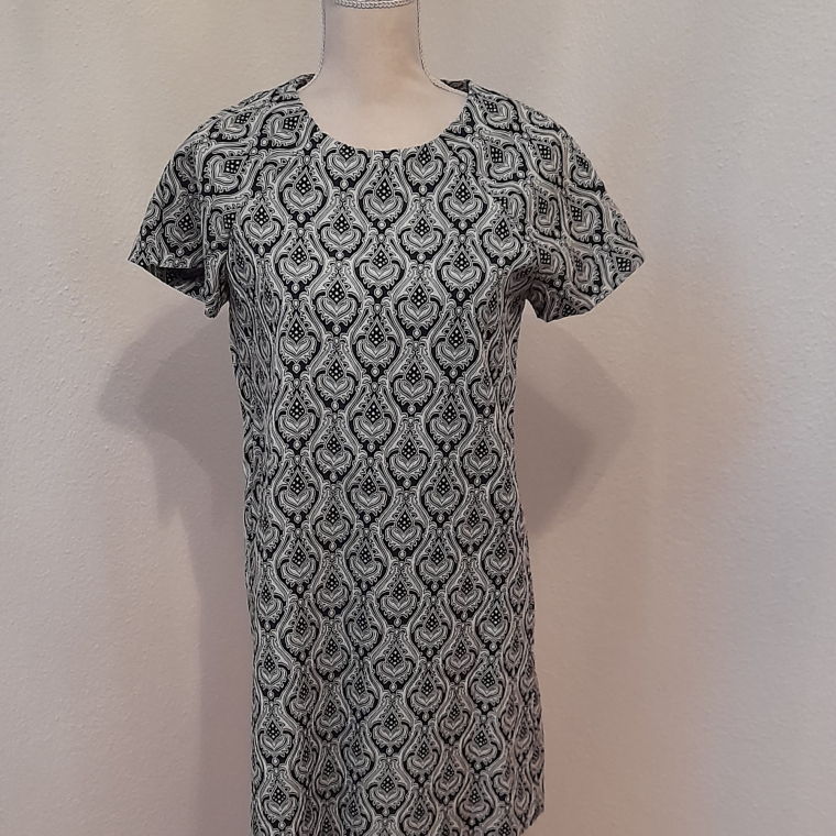 Zara Kleid mit Muster