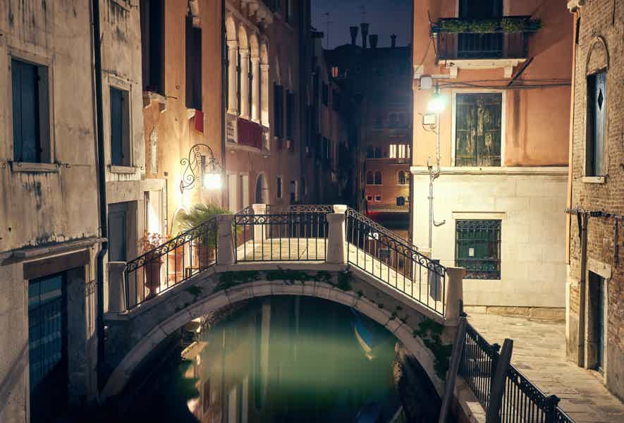 Rialto to San Marco: Ghosts of Venice After Dark - photo 3