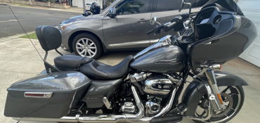 2021 HARLEY-DAVIDSON ROAD GLIDE motorcycle for rent near Waipahu, HI