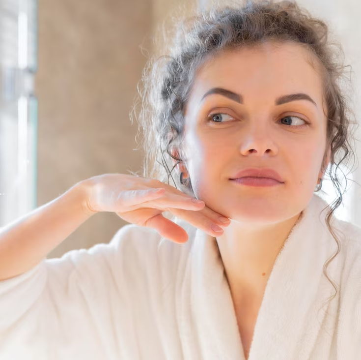 Face serums are lightweight moisturisers with high concentrations of active ingredients than your average moisturiser. These active ingredients, such as Vitamin C or Hyaluronic Acid, work to hydrate and nourish the skin while also targeting specific skincare concerns like wrinkles, pigmentation, acne, oiliness, dryness, blemishes, dullness, and more.