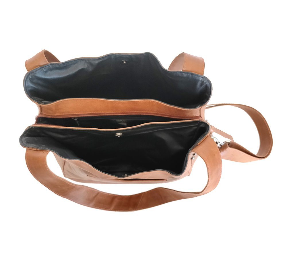 CAYENNE LEATHER BAGS - Image 4