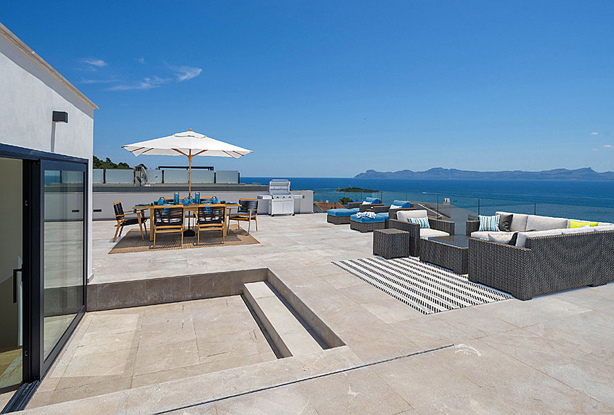  Pollensa
- Achetez une villa moderne avec une grande terrasse vue mer dans le nord de Majorque