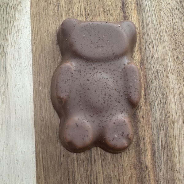 ourson-guimauve-lait-a-la-pointe-de-caramel