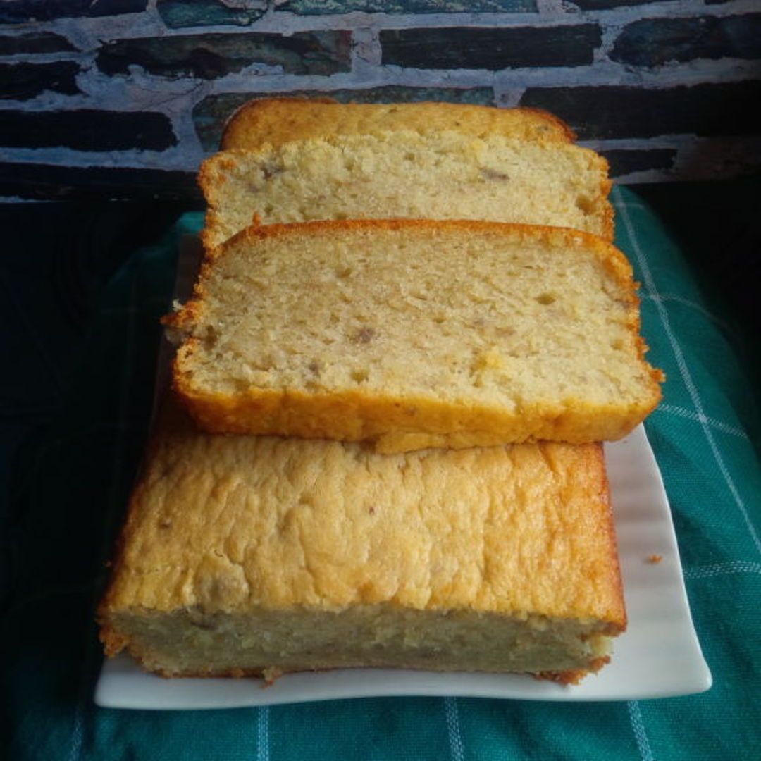 I've tried many banana cake recipes, but this one is the best. Thanx, Grace... ;)