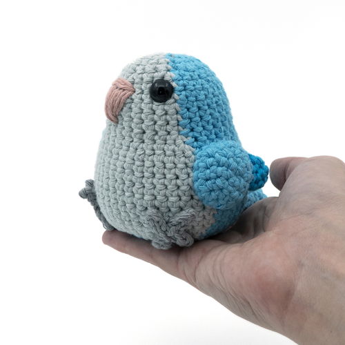 Amigurumi Quaker Parrot