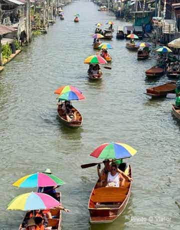 A budget-friendly way to visit two popular markets