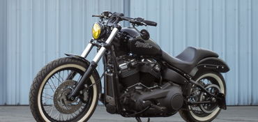 2020 HARLEY-DAVIDSON STREET BOB 114 motorcycle for rent near Los Angeles, CA