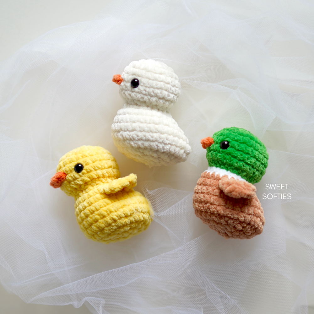 Kostenloses Amigurumi-Muster für gehäkelte Enten